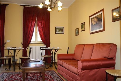 Ai Tre Parchi Bed And Bike 3*